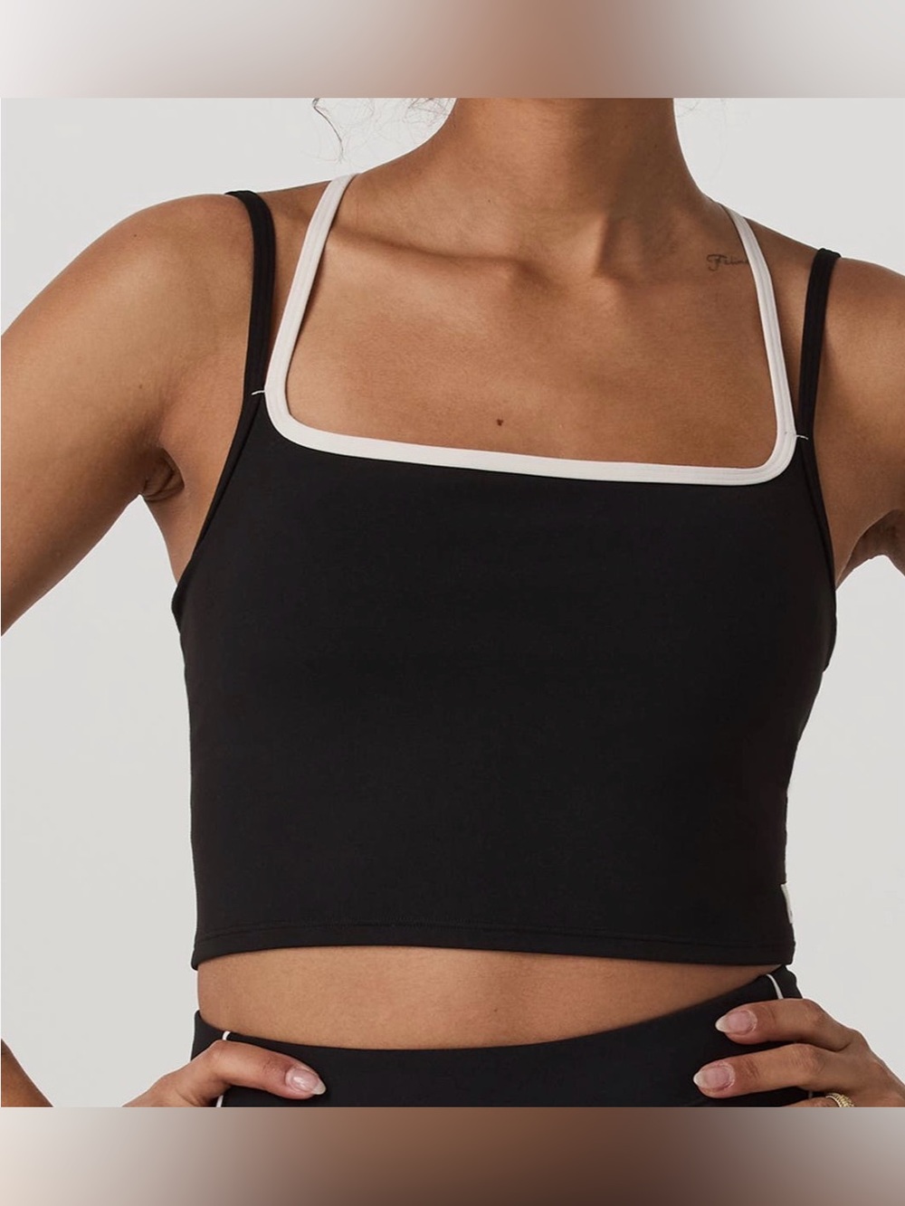 Vuori Daily Layered Crop Tank Top